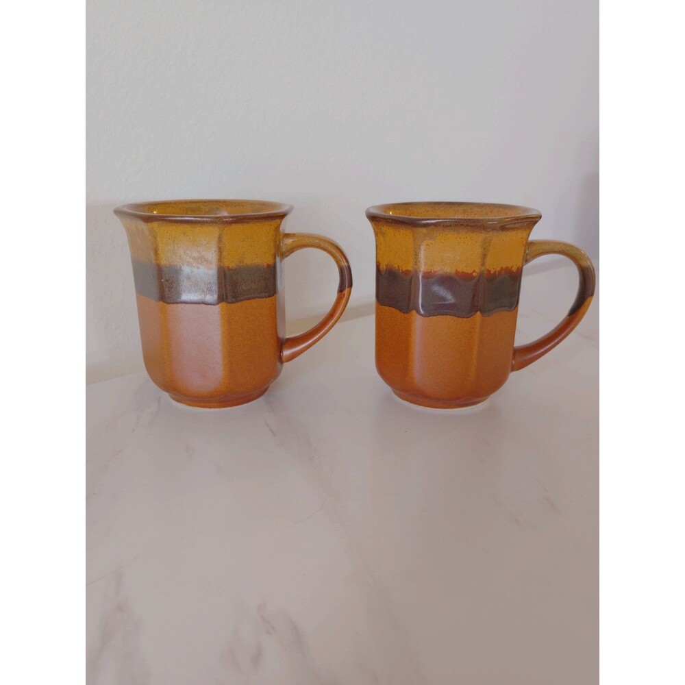 Set of 2 Vintage Stoneware Coffee Mugs Tea Cups Brown Layered Dip Glaze